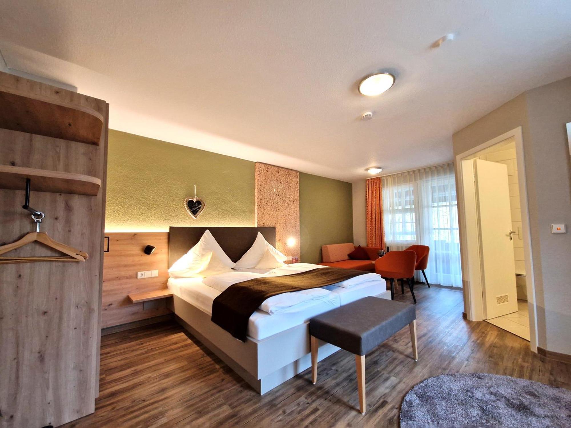 Hotel-Gasthaus Goldener Engel Glottertal Ngoại thất bức ảnh