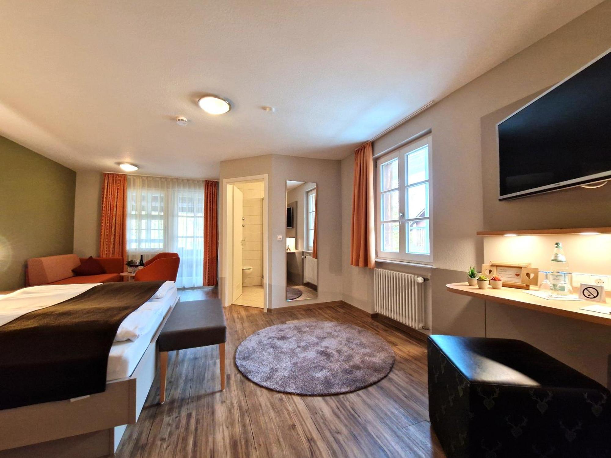 Hotel-Gasthaus Goldener Engel Glottertal Ngoại thất bức ảnh