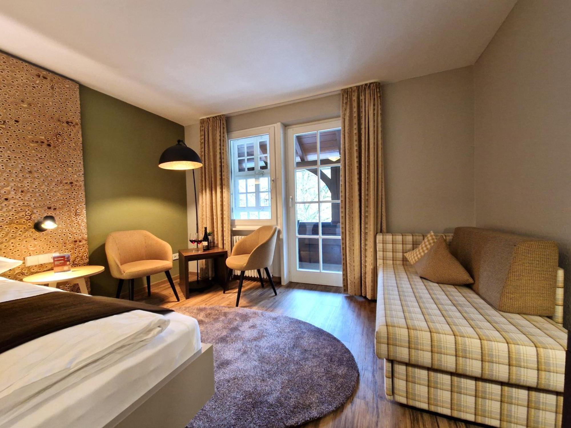 Hotel-Gasthaus Goldener Engel Glottertal Ngoại thất bức ảnh