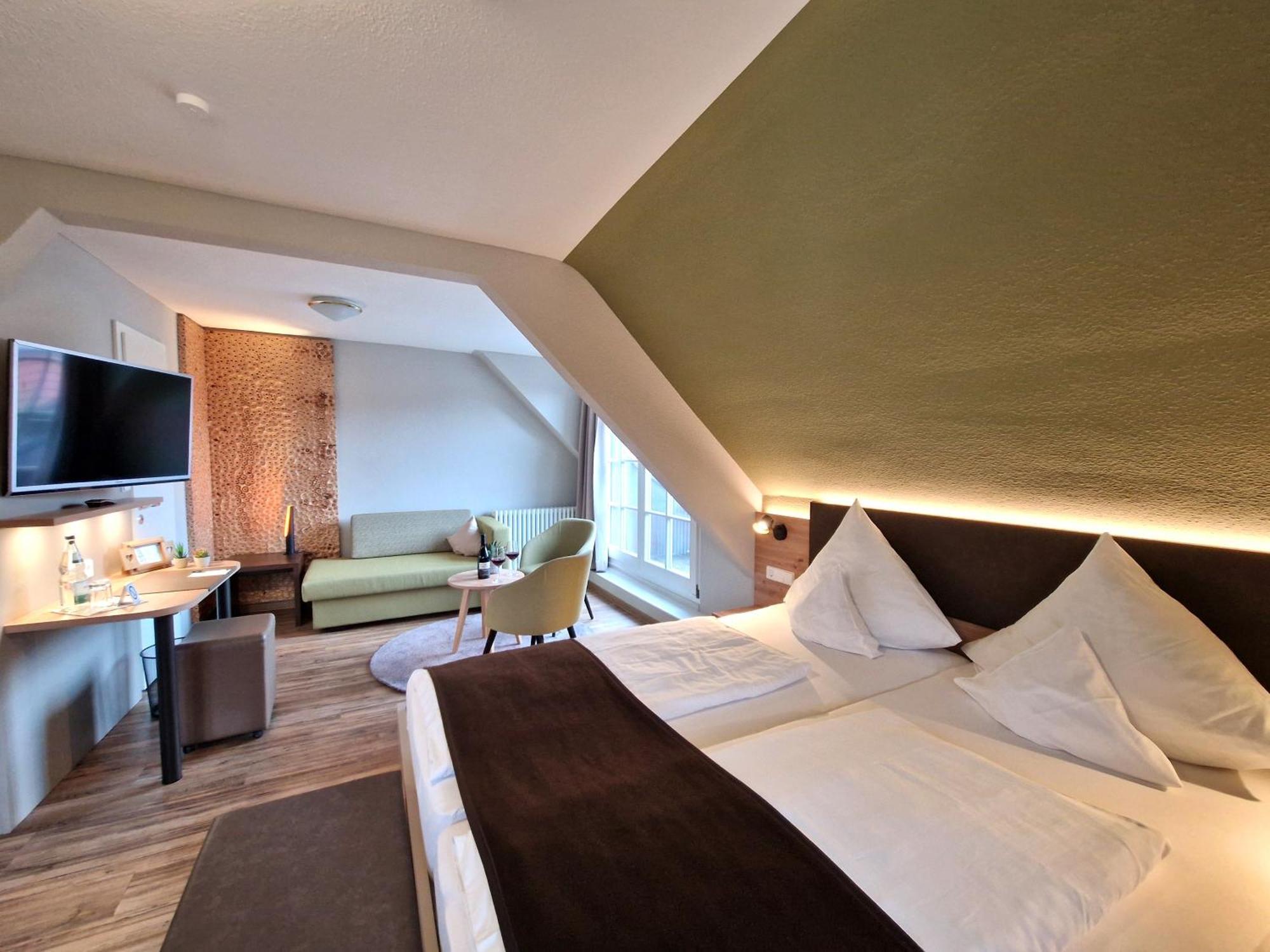 Hotel-Gasthaus Goldener Engel Glottertal Ngoại thất bức ảnh