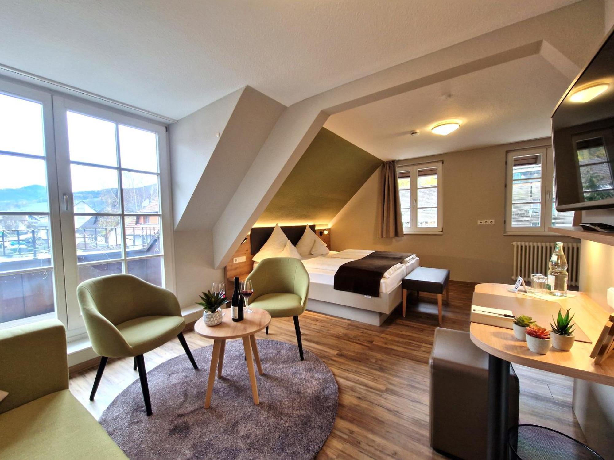 Hotel-Gasthaus Goldener Engel Glottertal Ngoại thất bức ảnh