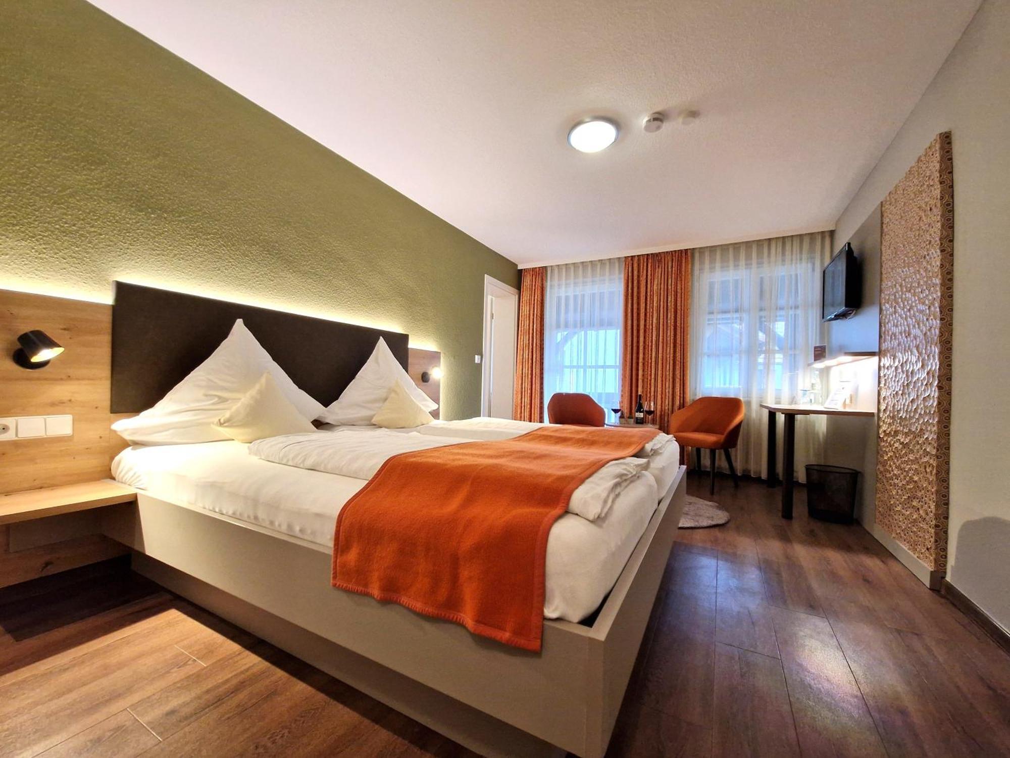 Hotel-Gasthaus Goldener Engel Glottertal Ngoại thất bức ảnh